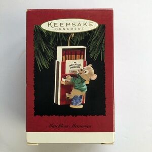 Hallmark Keepsake Ornament Matchless Memories with Mouse Figurine 1996